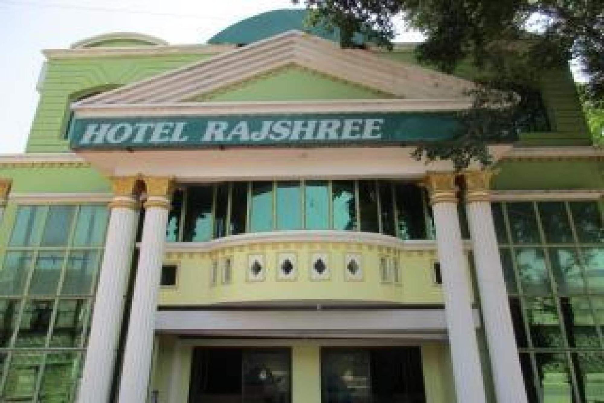 Oyo Hotel Rajshree Akolia Eksteriør billede
